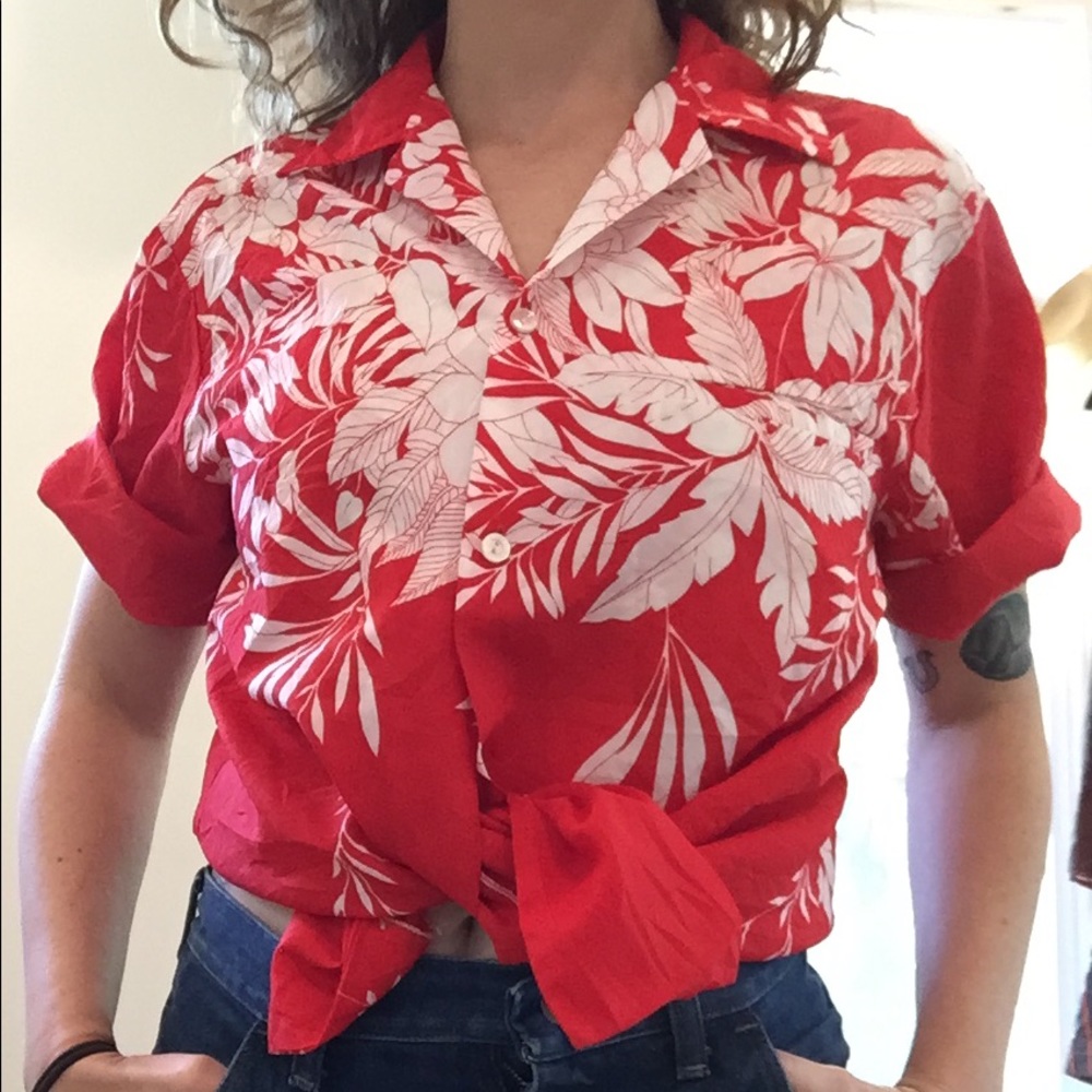 Vintage Hawaiian print button up